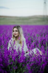 how to use lonliness to your advantage